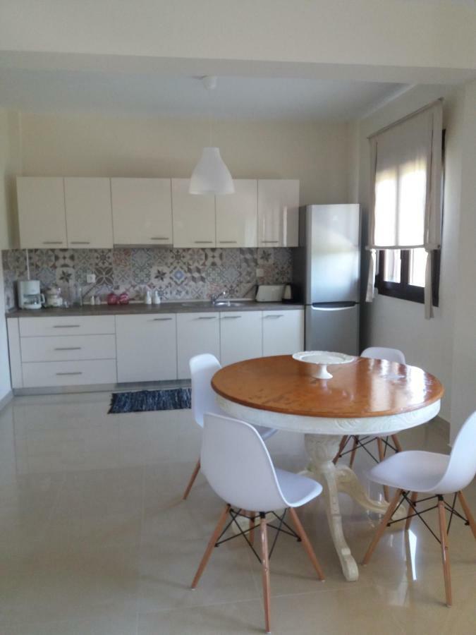 Alkyoni House In Afytos Villa Ngoại thất bức ảnh
